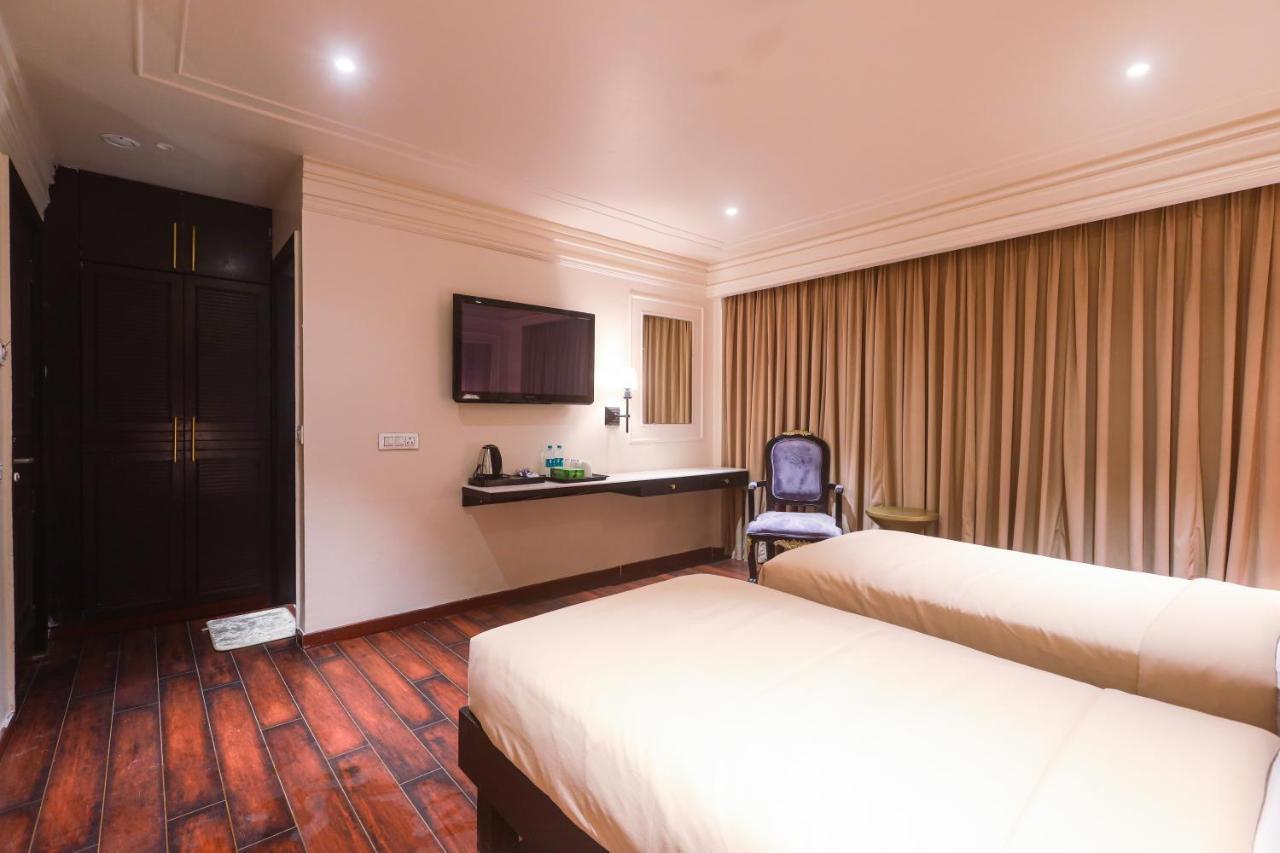 The Saga Hotel Νέο Δελχί Εξωτερικό φωτογραφία