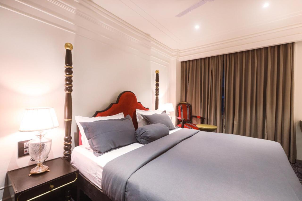 The Saga Hotel Νέο Δελχί Εξωτερικό φωτογραφία